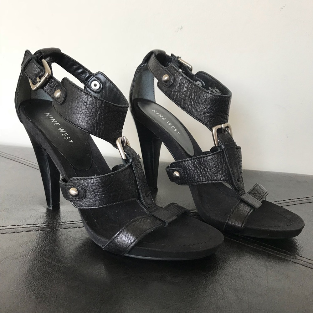 Nine West leather black metal buckle heels